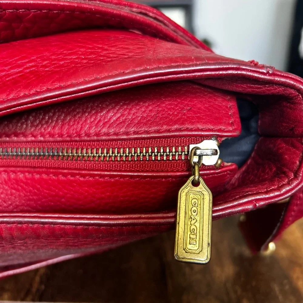 COACH Vintage RED Pebbled Leather Sonoma Shoulder Crossbody Bag G6M-4920 Large